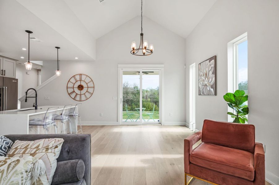 Living room & Dining room