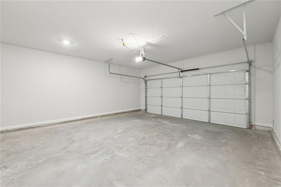 Spacious, unfurnished interior of a new home in Hamilton Lakes, Lawrenceville (Image 20). Spacious, unfurnished interior of a new home in Hamilton Lakes, Lawrenceville (Image 20).