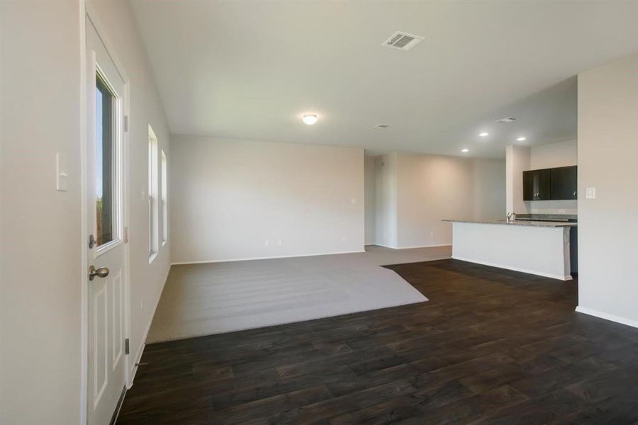 Spacious, unfurnished interior of a new home in Oaks at San Gabriel, Georgetown (Image 24).