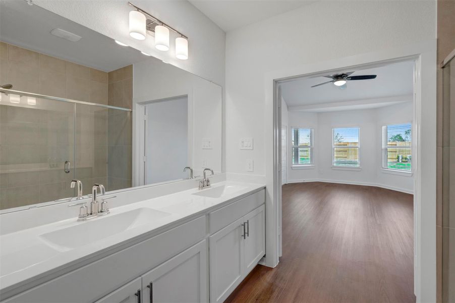 Furnished interior view inside a new home in Wildrye, Waller (Image 18).