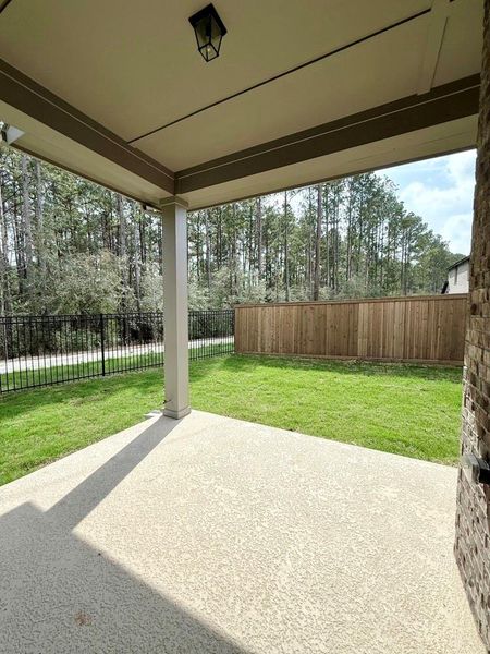 Welcome to The Hereford by David Weekley Homes. Move-In Ready Now!