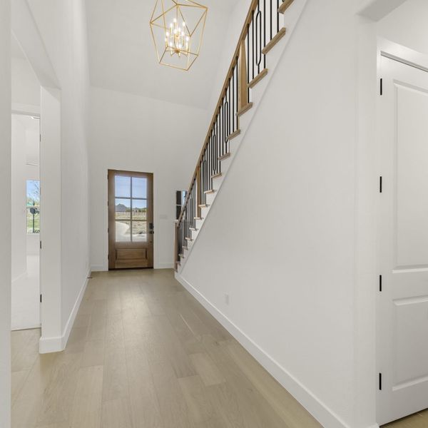 Spacious, unfurnished interior of a new home in Mustang Lakes, Celina (Image 66). Spacious, unfurnished interior of a new home in Mustang Lakes, Celina (Image 66).