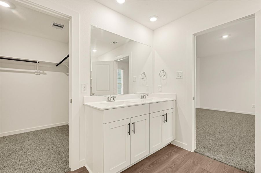 Furnished interior view inside a new home in Holly Ridge, Rosenberg (Image 10).