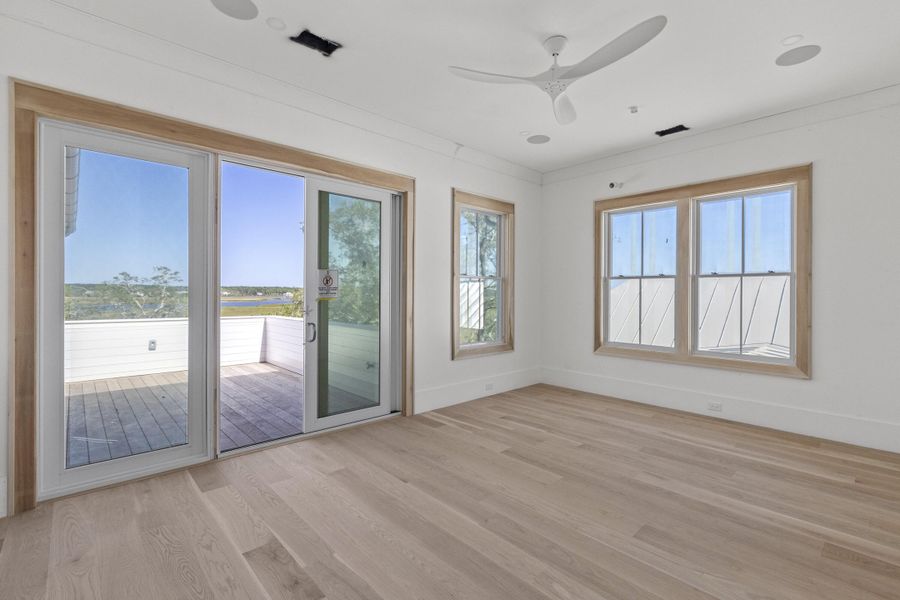 Spacious, unfurnished interior of a new home in , Charleston (Image 22). Spacious, unfurnished interior of a new home in , Charleston (Image 22).