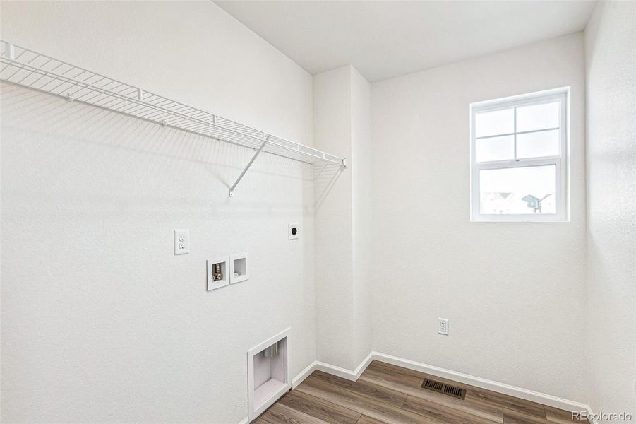 Image 31 of a home in Turnberry.