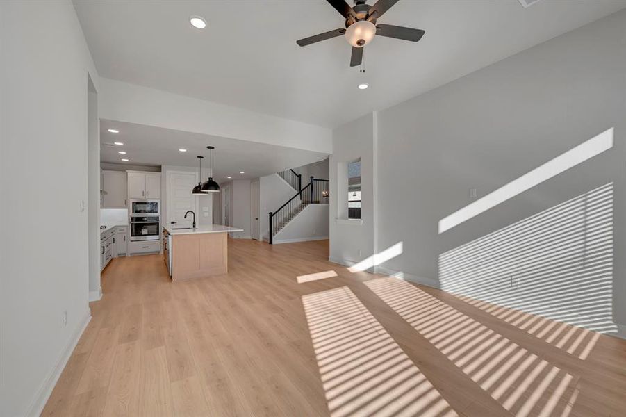 Spacious, unfurnished interior of a new home in Mantua Point Classics, Van Alstyne (Image 29).