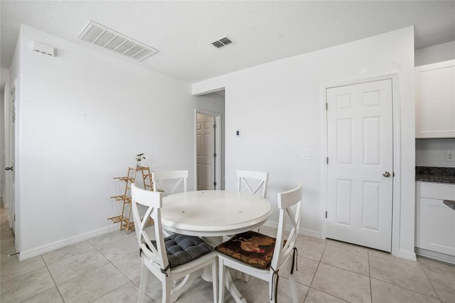 Furnished interior view inside a new home in Springs at Lake Alfred - Classic Series, Lake Alfred (Image 7).