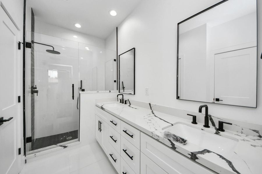 Image 11 of a home in .