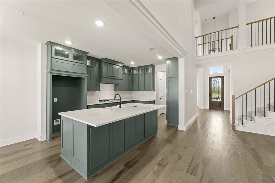 9933 Villa Verde-Kitchen-2