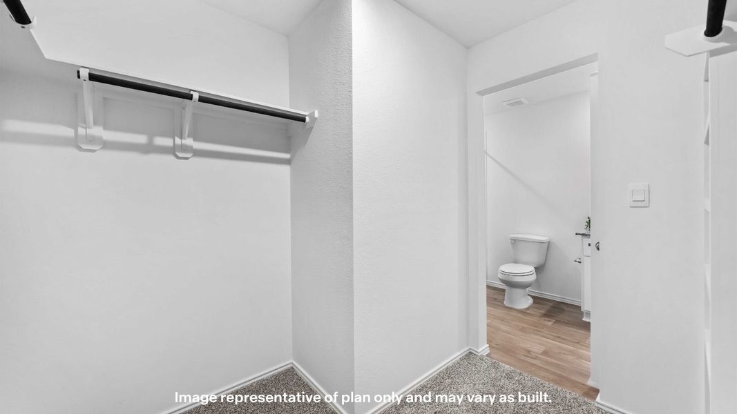 Representative unfurnished interior of a home built from the Axis by D.R. Horton in Deer Meadows, Odessa (Image 20).