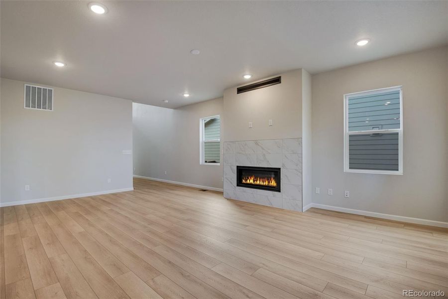 Spacious, unfurnished interior of a new home in Medley at Reunion Ridge, Commerce City (Image 33).