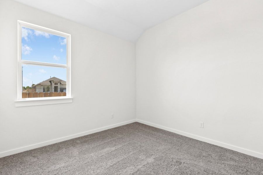 Spacious, unfurnished interior of a new home in University Heights, Round Rock (Image 31).