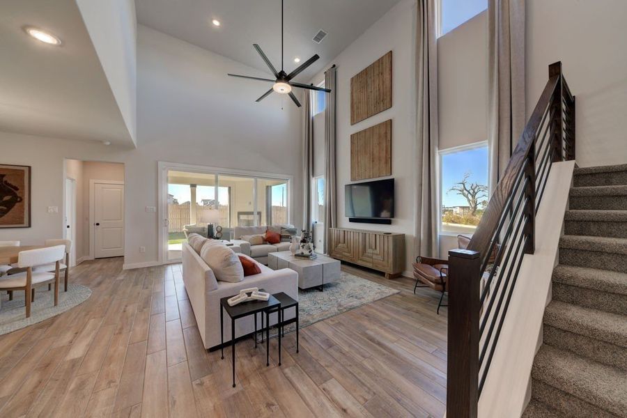 Representative furnished interior of a home built from the Bandera by Hakes Brothers in Veranda Signature, San Antonio (Image 10). Representative furnished interior of a home built from the Bandera by Hakes Brothers in Veranda Signature, San Antonio (Image 10).