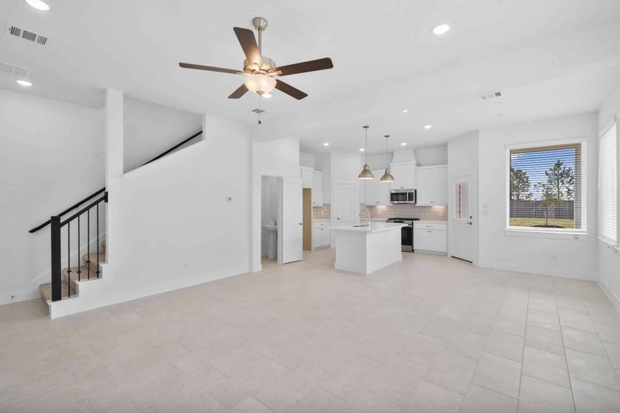 Spacious, unfurnished interior of a new home in Bridgeland, Cypress (Image 15).