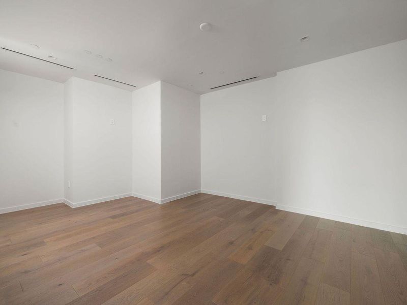 Spacious, unfurnished interior of a new home in The Colorfield, Austin (Image 16).
