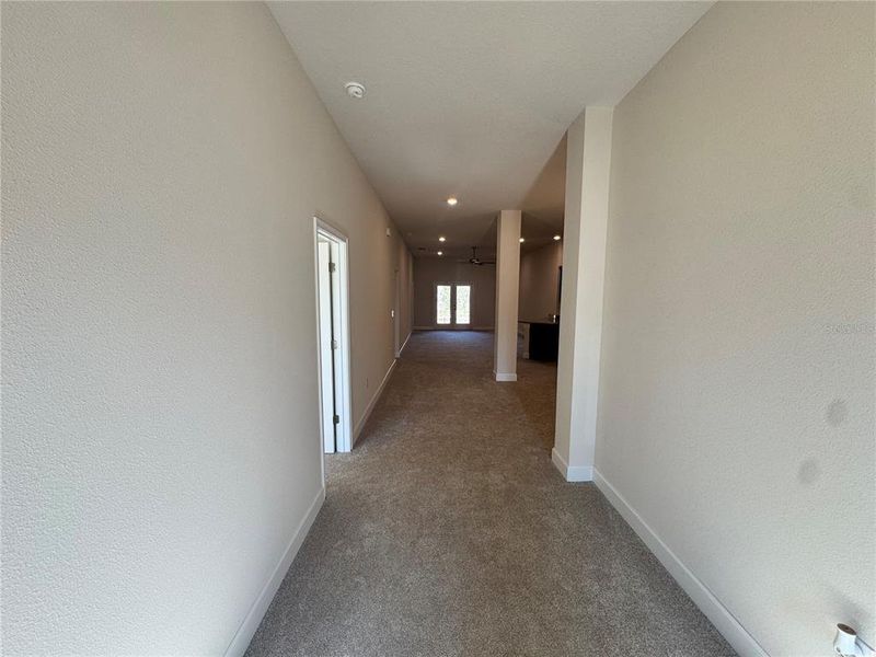 Spacious, unfurnished interior of a new home in , St. Cloud (Image 5).
