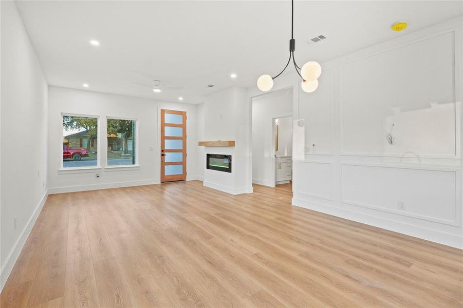 Spacious, unfurnished interior of a new home in , Dallas (Image 19). Spacious, unfurnished interior of a new home in , Dallas (Image 19).