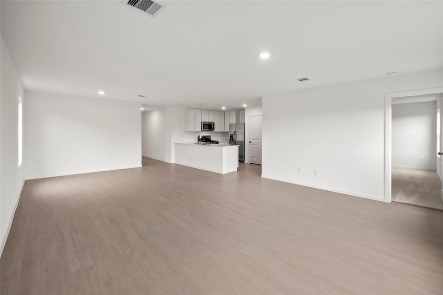 **Photos are illustrative only. This is not the actual homesite.**