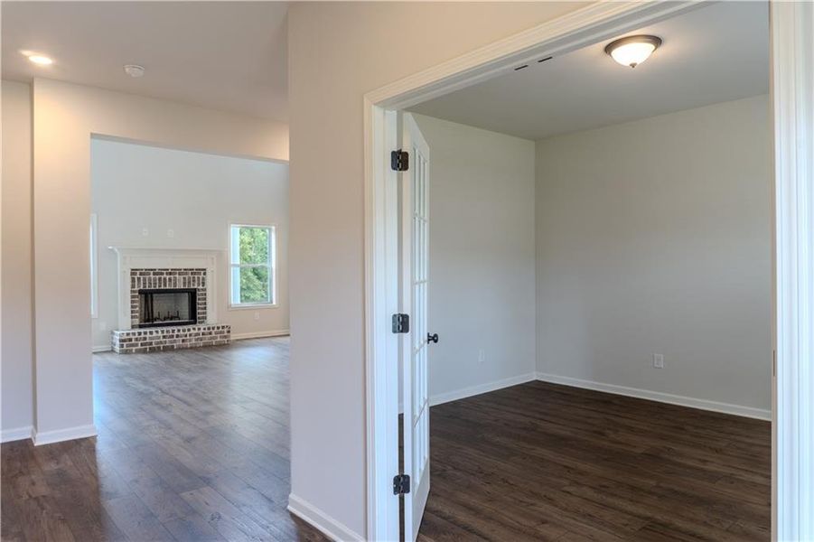 Spacious, unfurnished interior of a new home in Harmony Farms, Eatonton (Image 21).