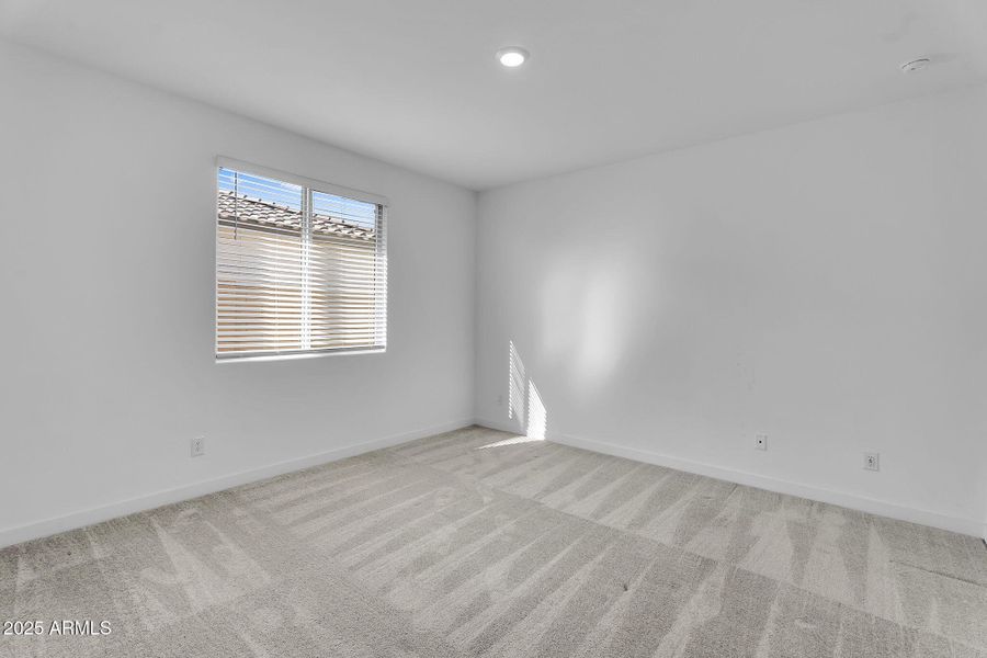 33-web-or-mls-Flower-35