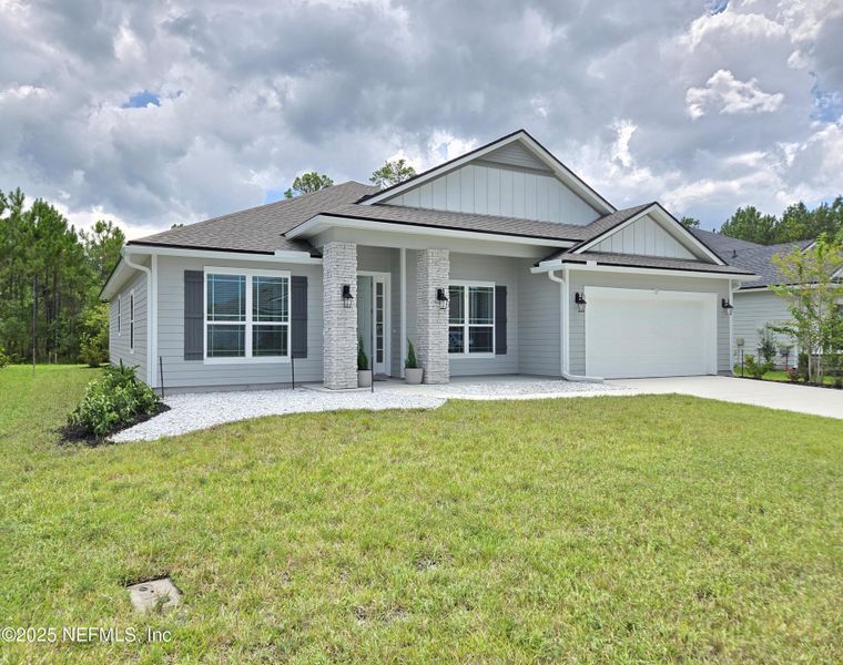 Exterior details and patio area of a home in Sandy Creek, St. Augustine (Image 20).