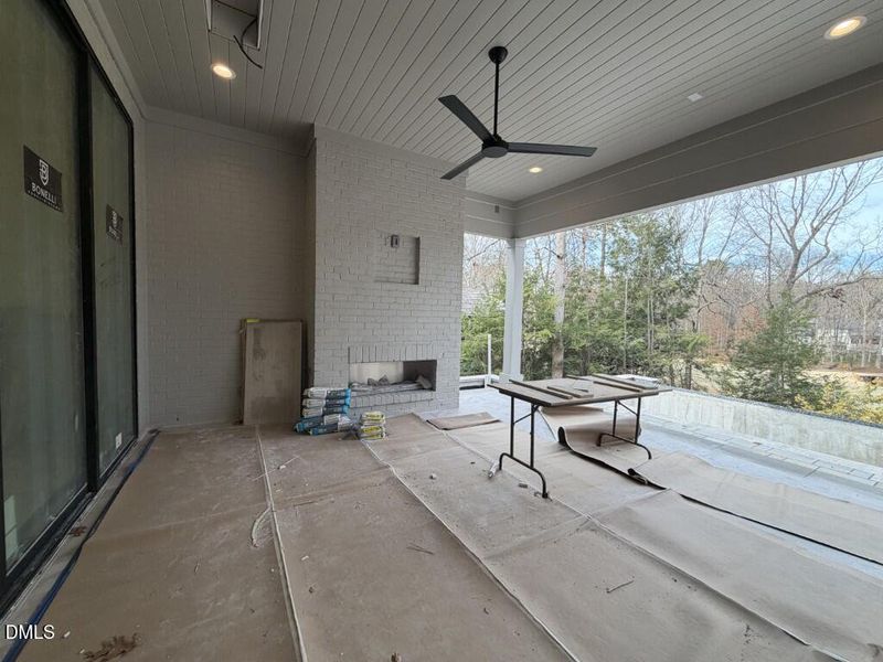 IMG_0061 (Medium) IMG_0061 (Medium)