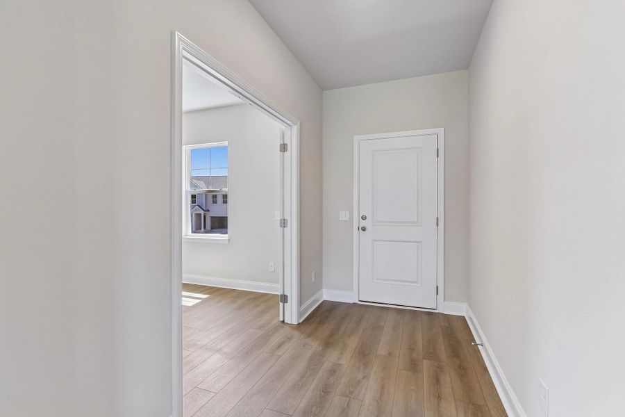 Spacious, unfurnished interior of a new home in Cades Bluff, Lebanon (Image 14). Spacious, unfurnished interior of a new home in Cades Bluff, Lebanon (Image 14).