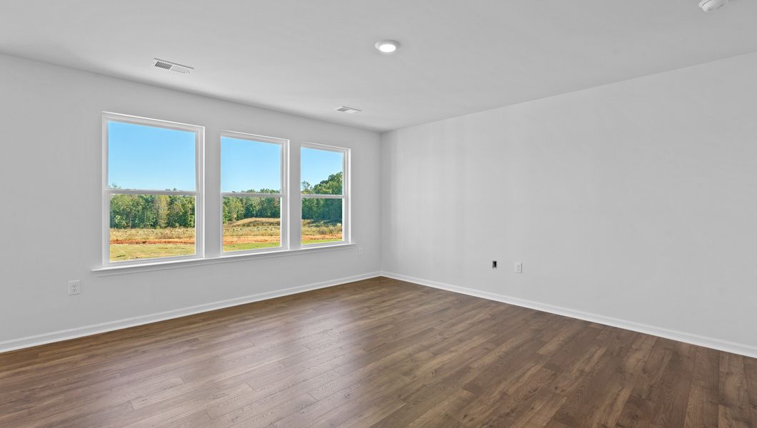 Spacious, unfurnished interior of a new home in Providence Walk, Hendersonville (Image 15). Spacious, unfurnished interior of a new home in Providence Walk, Hendersonville (Image 15).