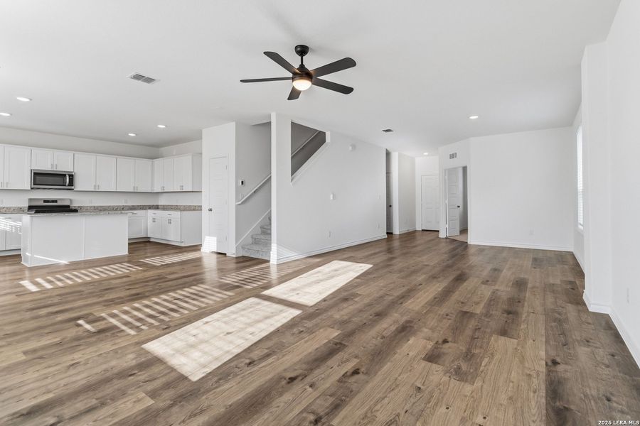 Spacious, unfurnished interior of a new home in Davis Ranch, Helotes (Image 39). Spacious, unfurnished interior of a new home in Davis Ranch, Helotes (Image 39).