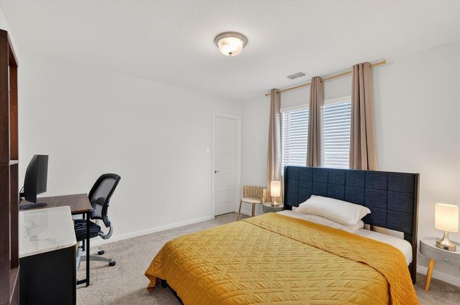 Furnished interior view inside a new home in Meadow Run, Melissa (Image 8).