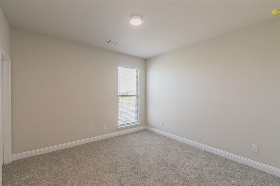 Spacious, unfurnished interior of a new home in , Alvarado (Image 26).