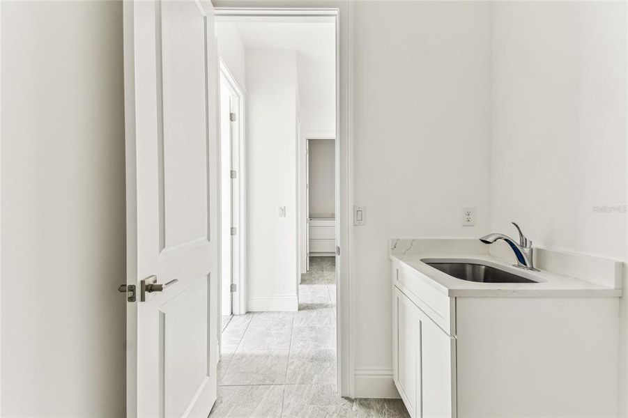 Furnished interior view inside a new home in , Lakewood Ranch (Image 14).