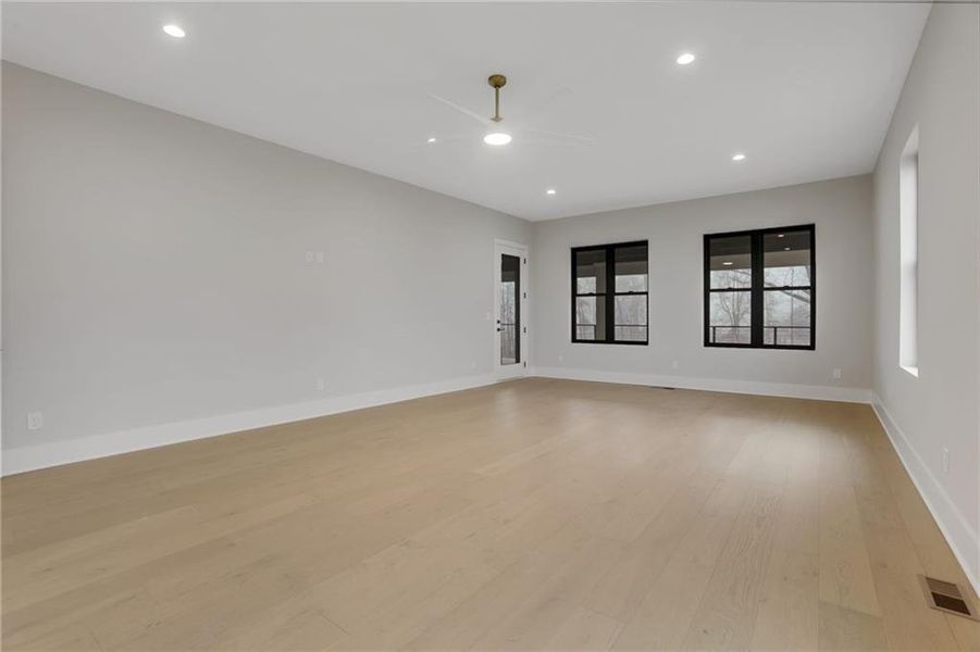 Spacious, unfurnished interior of a new home in , Milton (Image 63).