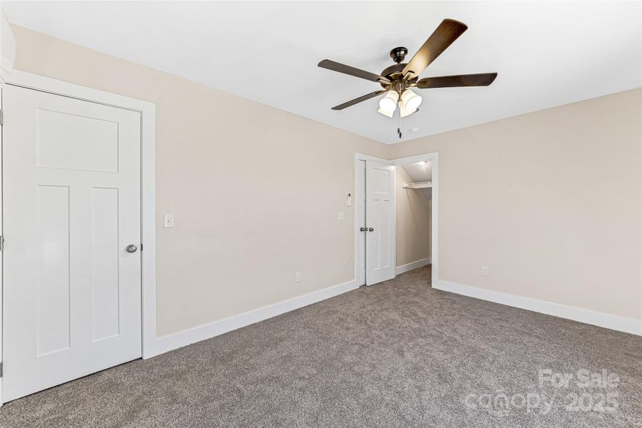 Spacious, unfurnished interior of a new home in , Asheville (Image 17).