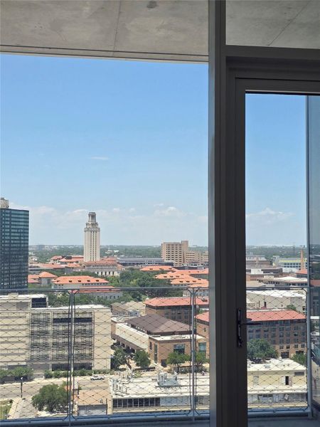 Image 21 of a home in .