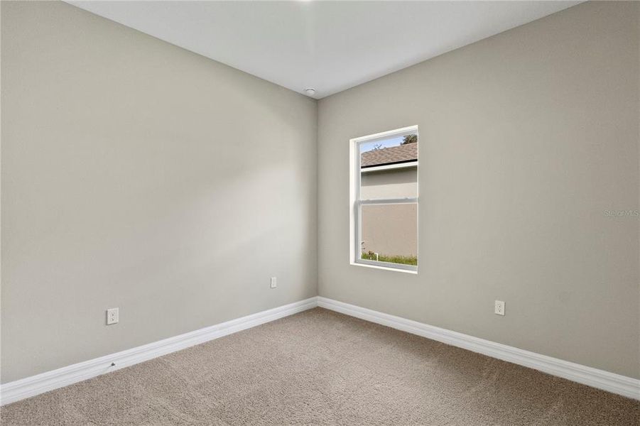 Spacious, unfurnished interior of a new home in , Leesburg (Image 21).