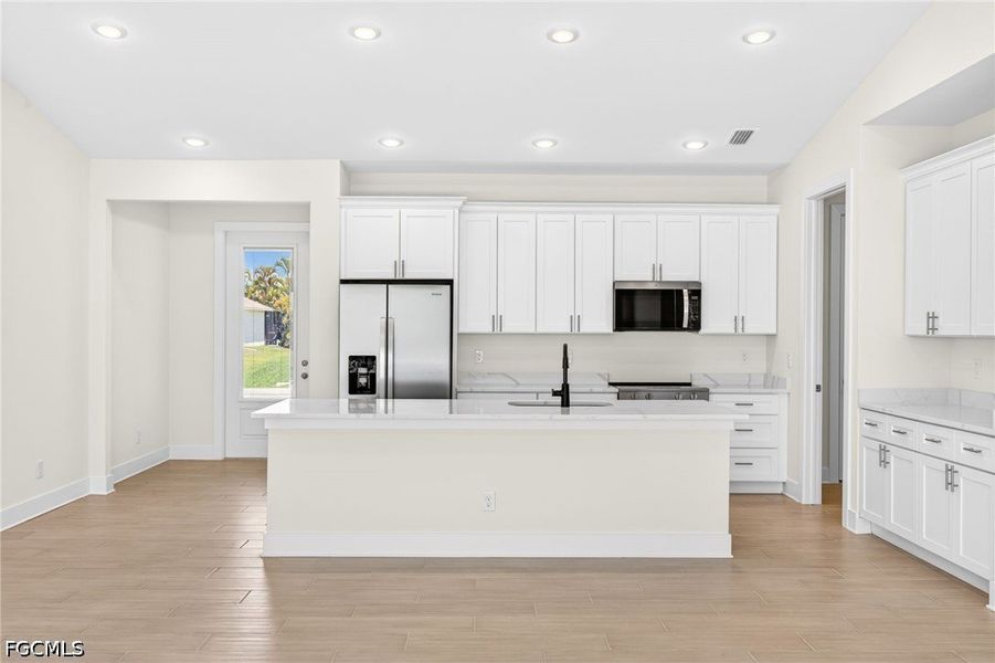Furnished interior view inside a new home in Cape Coral, Cape Coral (Image 10).