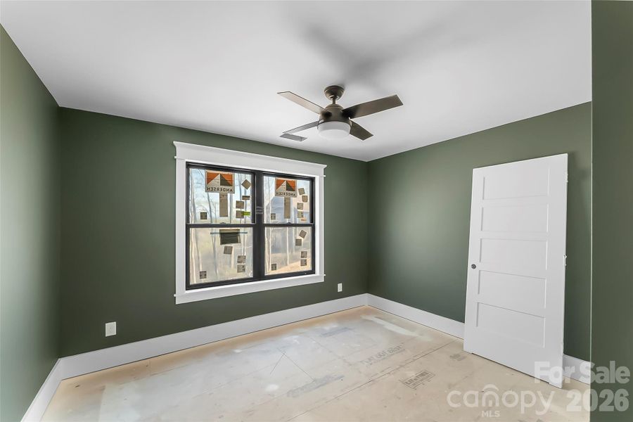 Flex room on upper level Flex room on upper level