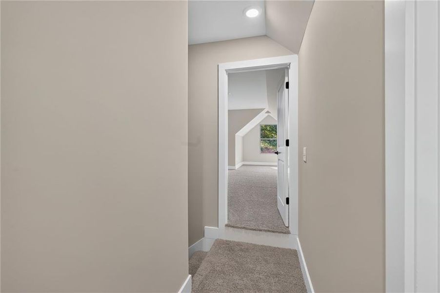Spacious, unfurnished interior of a new home in , Dawsonville (Image 46).
