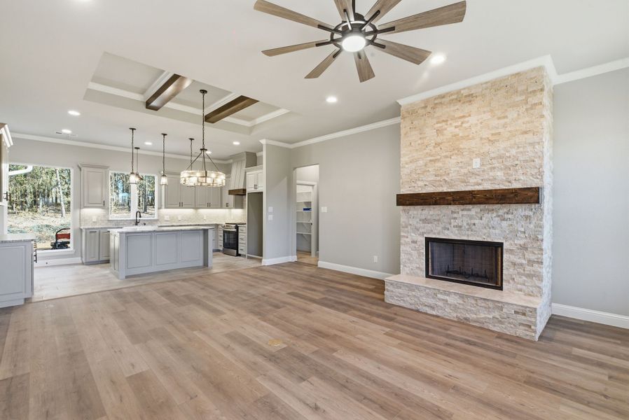 Representative unfurnished interior of a home built from the Canyon Plan by Zeal Home Builders in Sunrise Point, Weatherford (Image 19).