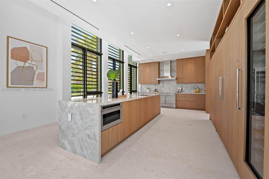 Furnished interior view inside a new home in , Coral Gables (Image 14).