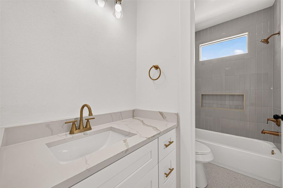 Image 49 of a home in .