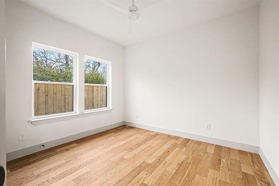 Spacious, unfurnished interior of a new home in , Dallas (Image 13).