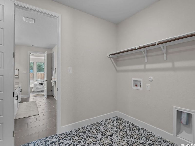 Spacious, unfurnished interior of a new home in Potranco Oaks, Castroville (Image 23). Spacious, unfurnished interior of a new home in Potranco Oaks, Castroville (Image 23).
