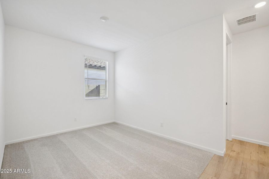 21-web-or-mls-W Bajada Rd-S1012-021