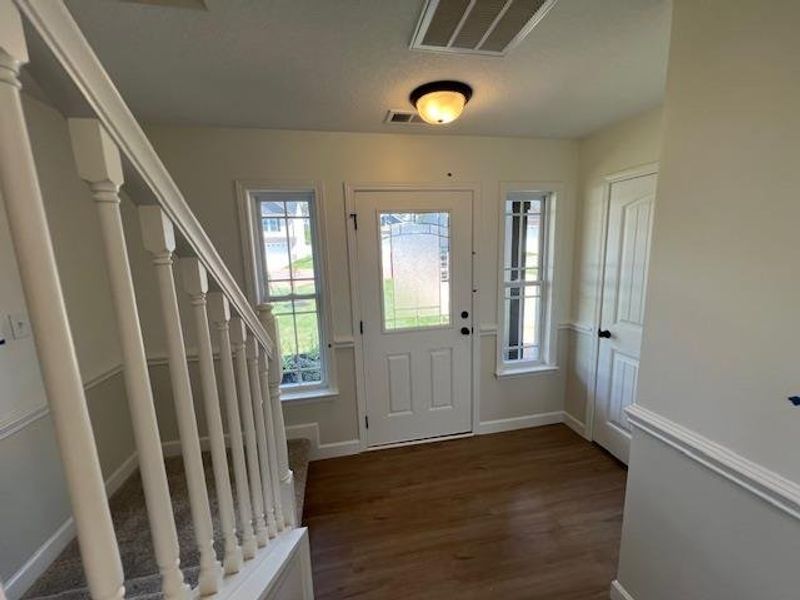 Spacious, unfurnished interior of a new home in Cleveland Meadows, Spartanburg (Image 9).