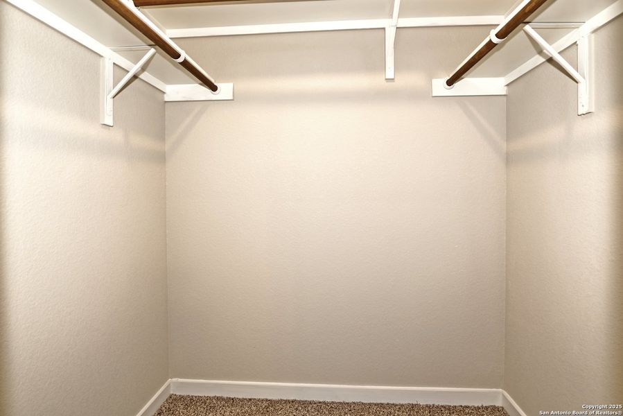 Spacious, unfurnished interior of a new home in , San Antonio (Image 30).