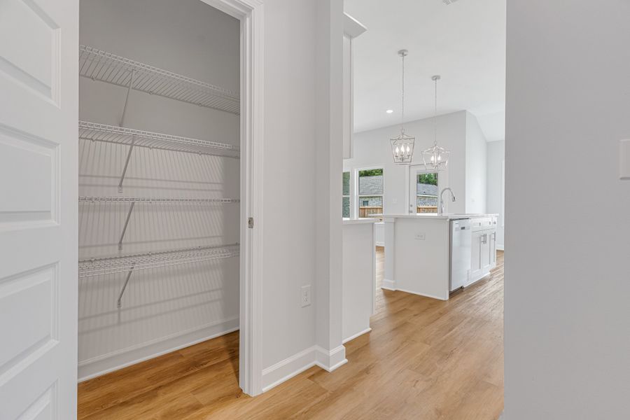 Spacious, unfurnished interior of a new home in , Crestview (Image 28).