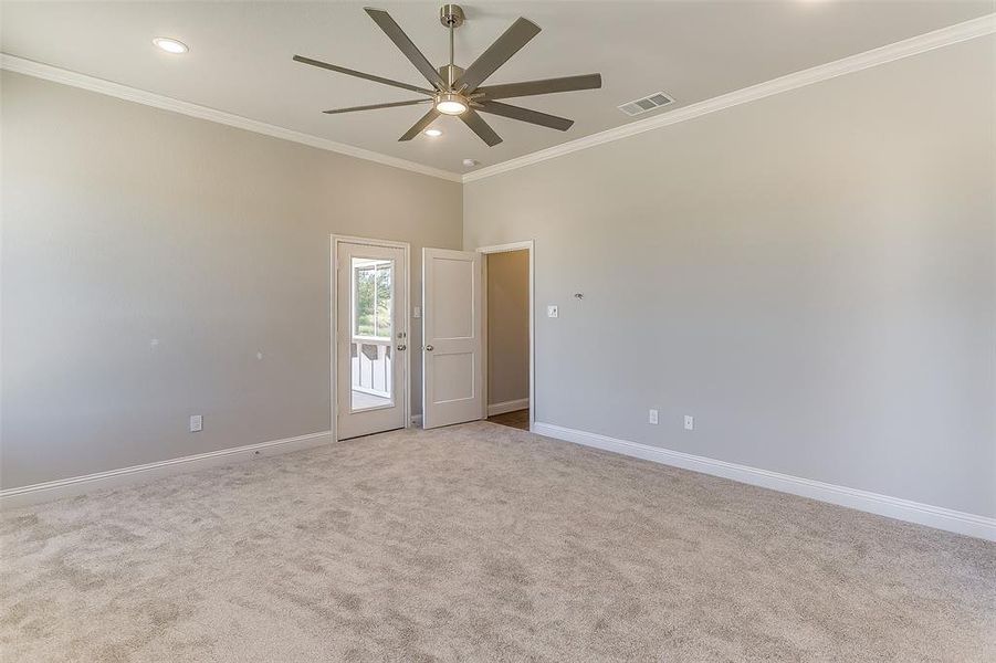 Spacious, unfurnished interior of a new home in , Springtown (Image 29).