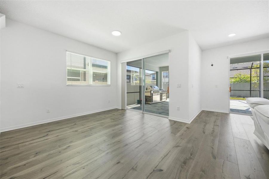 Spacious, unfurnished interior of a new home in Whispering Oaks Preserve, Wesley Chapel (Image 24). Spacious, unfurnished interior of a new home in Whispering Oaks Preserve, Wesley Chapel (Image 24).